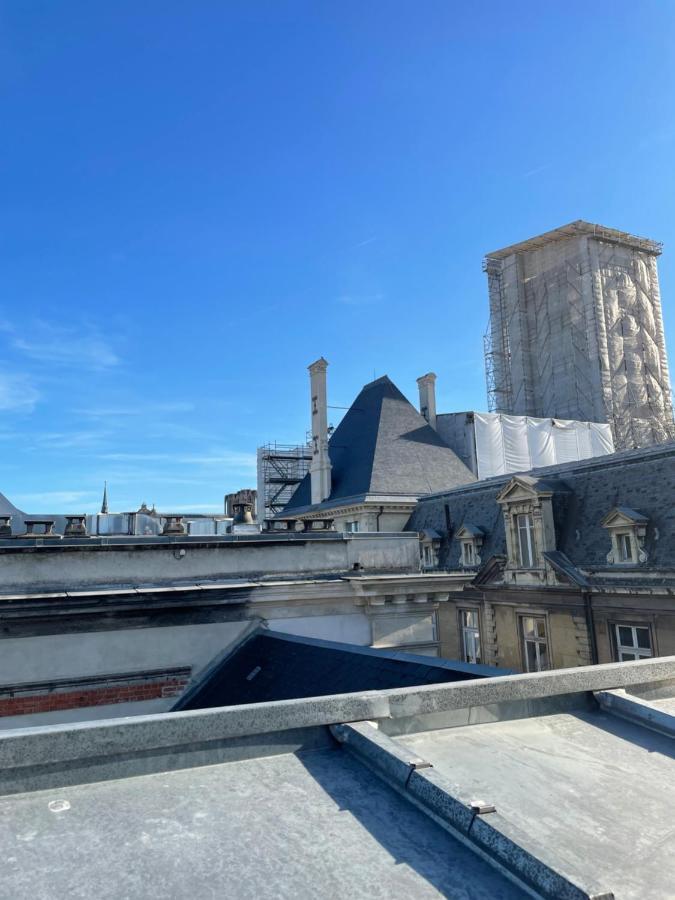 Au Coeur De La Ville De Reims Kültér fotó